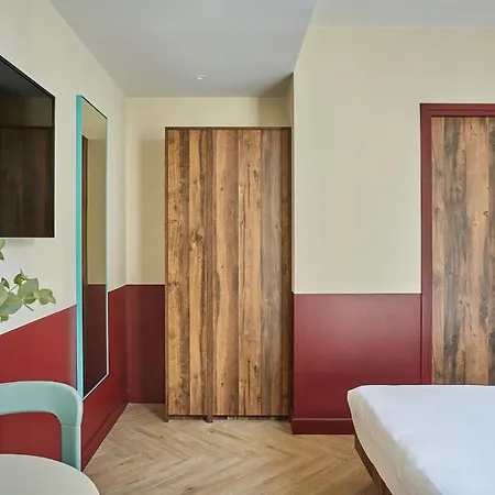 Numa Champs-elysees Aparthotel Paris