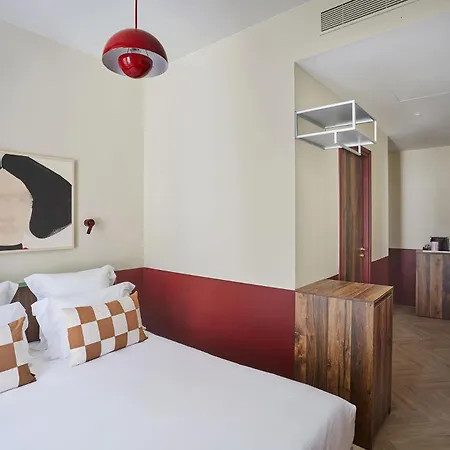 Numa Champs-elysees Aparthotel 4*