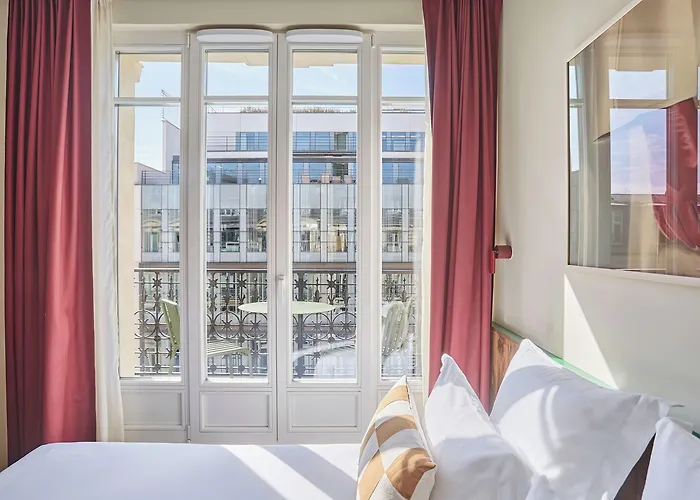 Numa Champs-elysees Lägenhetshotell Paris