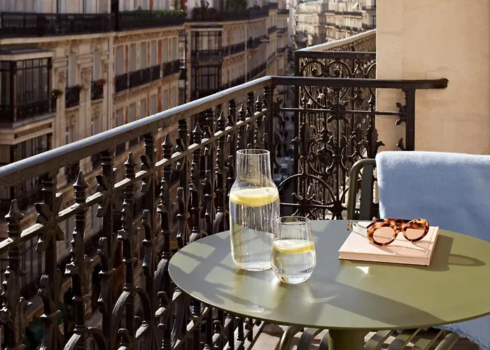 Numa Champs-elysees Lägenhetshotell 4*