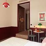 Numa Champs-elysees Апарт-отель 4*