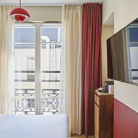 Numa Champs-elysees Aparthotel