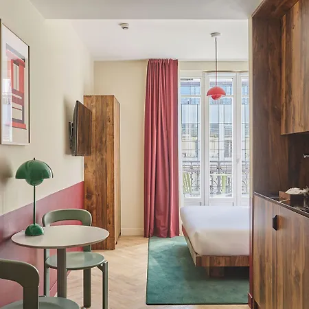 Numa Champs-elysees Paris