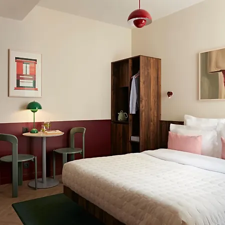 Numa Champs-élysées Apartahotel