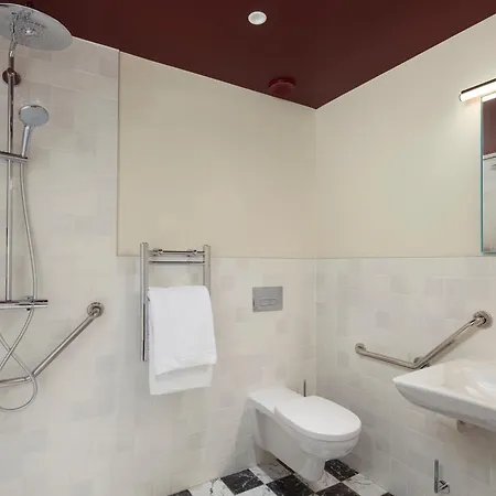 Numa Champs-elysees Apart-hotel 4*