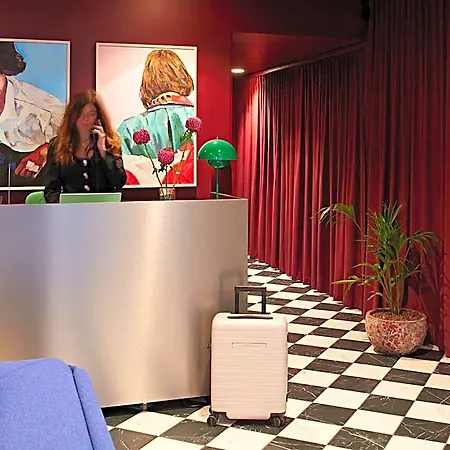 Appart hôtel Numa Champs-élysées 4*