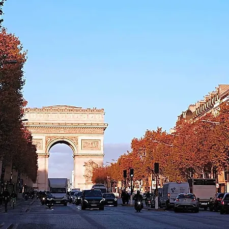 Aparthotel Numa Champs-elysees 4*