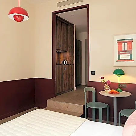 Aparthotel Numa Champs-elysees 4*