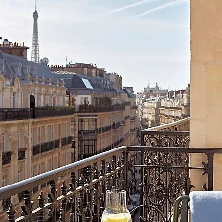 Numa Champs-elysees Aparthotel