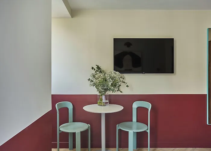 Numa Champs-élysées Apartahotel