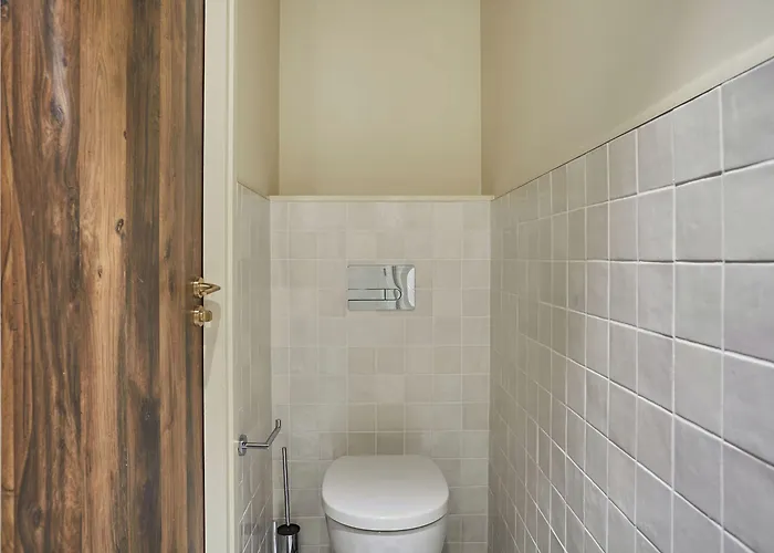 Numa Champs-élysées Apartahotel