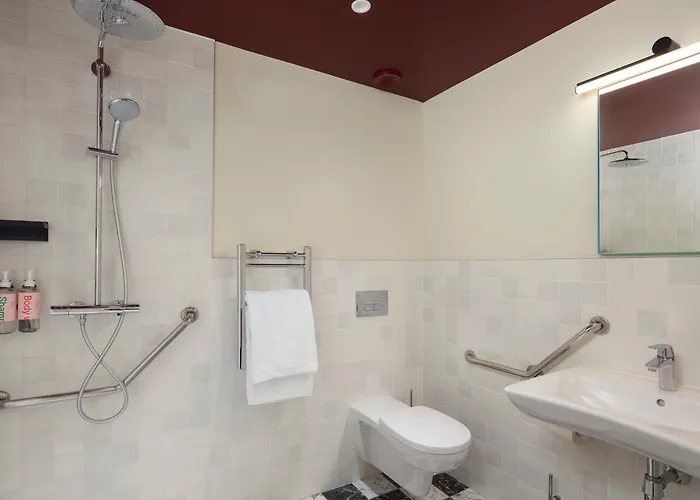 Numa Champs-élysées Apartahotel 4*