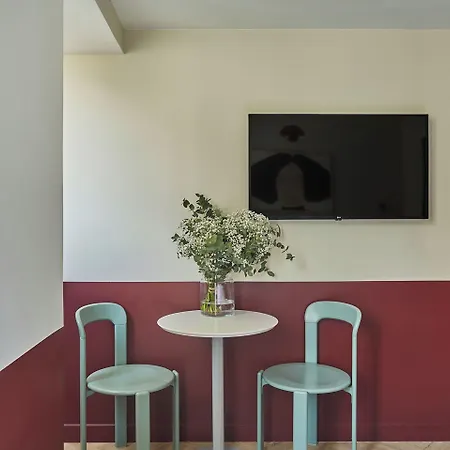 Numa Champs-elysees Aparthotel