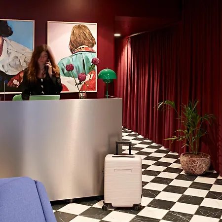 Numa Champs-elysees 4*